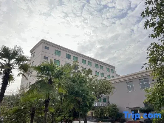 Jauntyo International Hotel