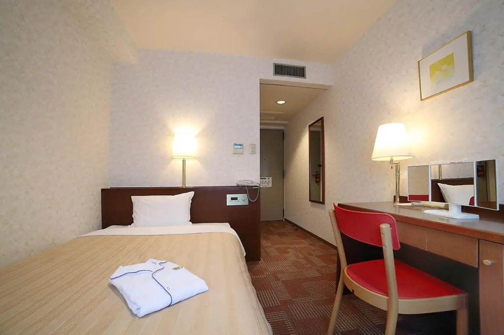 Kumegawa Wing Hotel