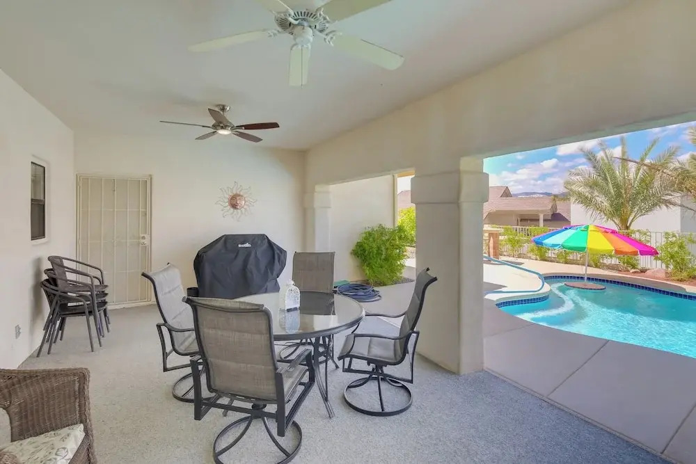 3 Mi to Lake Havasu: Luxe Home w/ Pool & Spa!