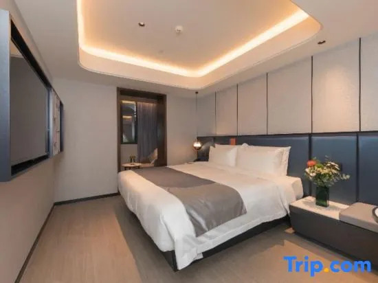 Yitel Hotel