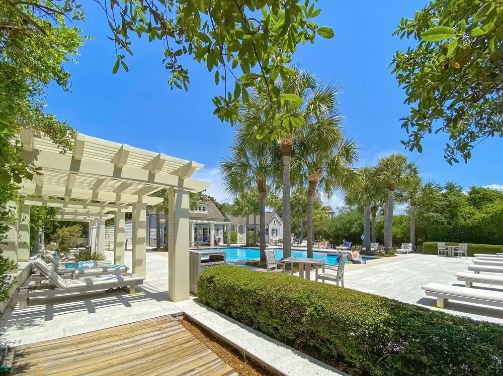 Vitamin Sea 3 Bedroom Condo by RedAwning