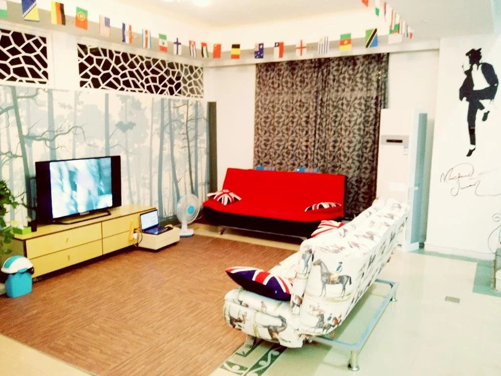 Horse Hostel