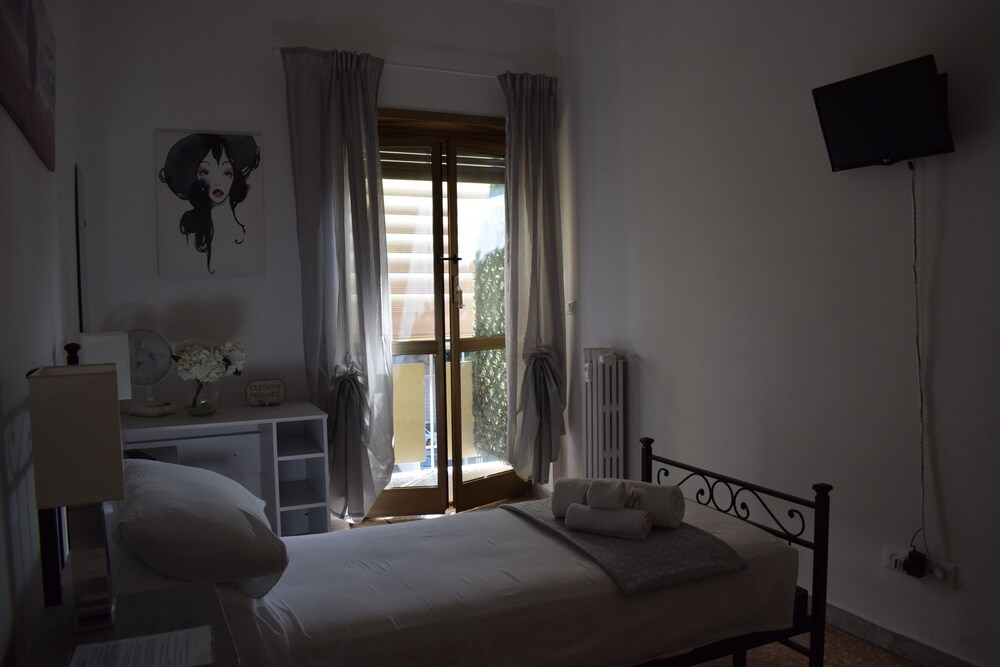 Guest House Liana Home