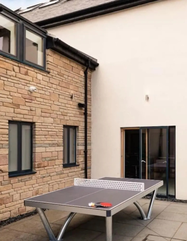 Mono Luxe Villa in Newcastle Upon Tyne
