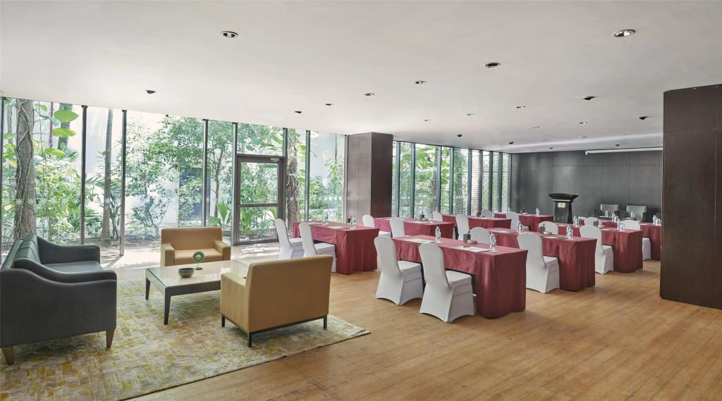 Hyatt Regency Dar es Salaam, The Kilimanjaro