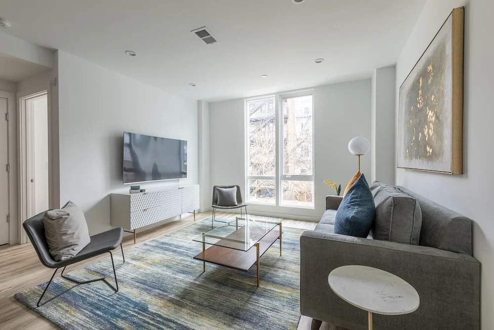 Stylish 3BR Retreat w Private Deck Near NYC