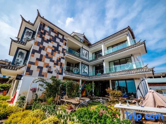 Dali · Manshan · That Year July | 360° Seaview Sunset Moon Tide Resort Art Villa (Erhai Lake)