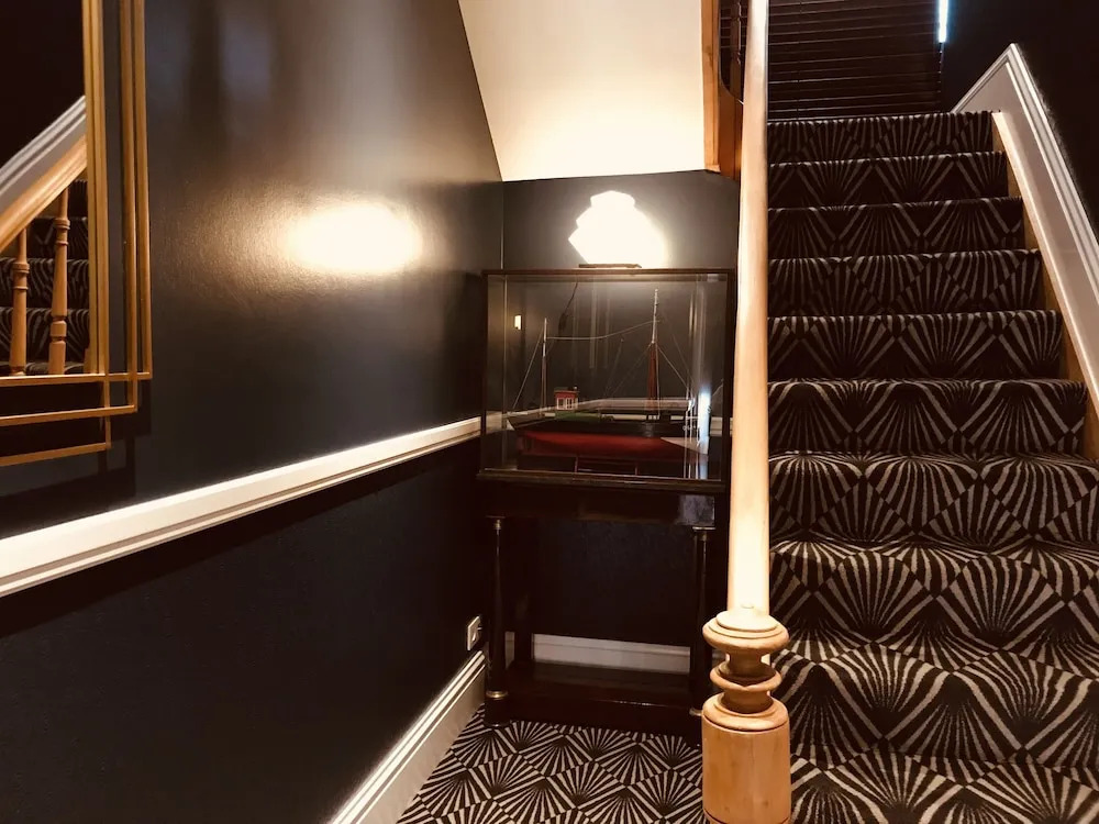 Gatsby Hotel