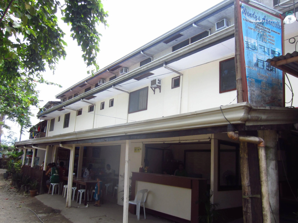 Wendys Apartelle