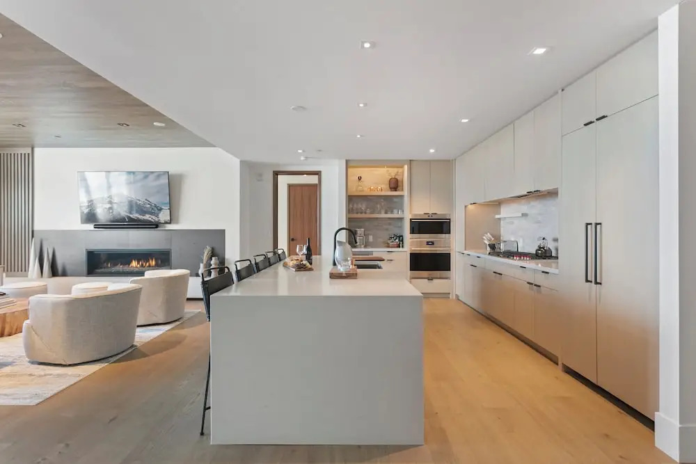 Argent at Deer Valley Resort - Three Bedroom Deluxe #205 3 Condo