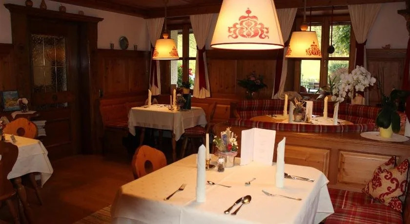 Landhotel Hochlackenhof
