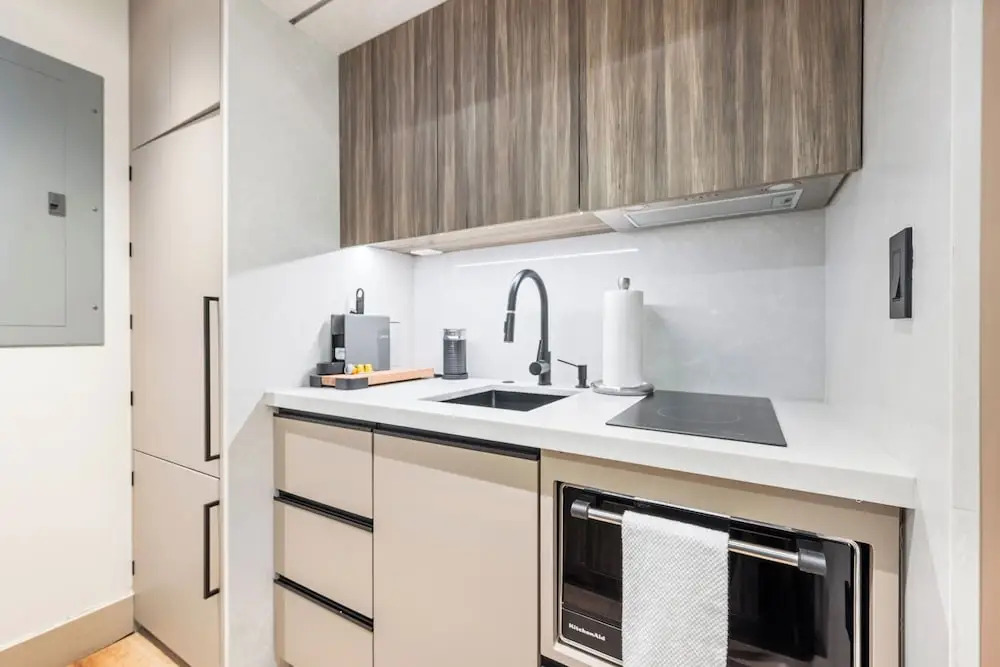 AKA Brickell Studio Free Parking by Palermo Home