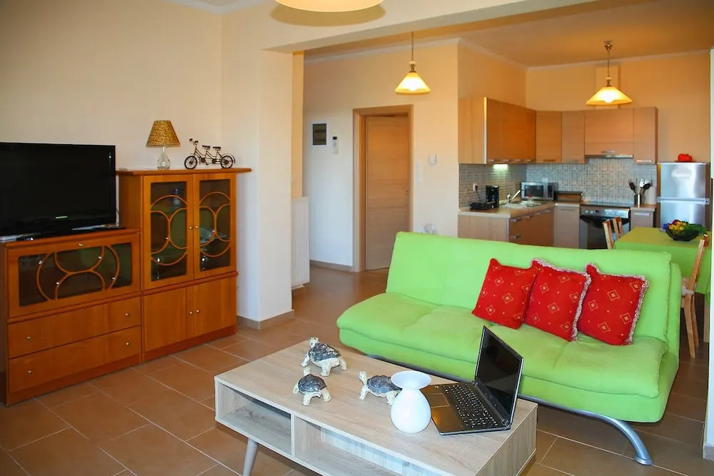 Comfartable 1 Bedroom Flat with Garden near Beach