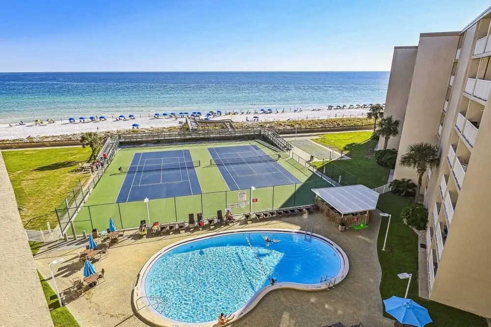 Holiday Surf & Racquet 614 2 Bedroom Condo by RedAwning