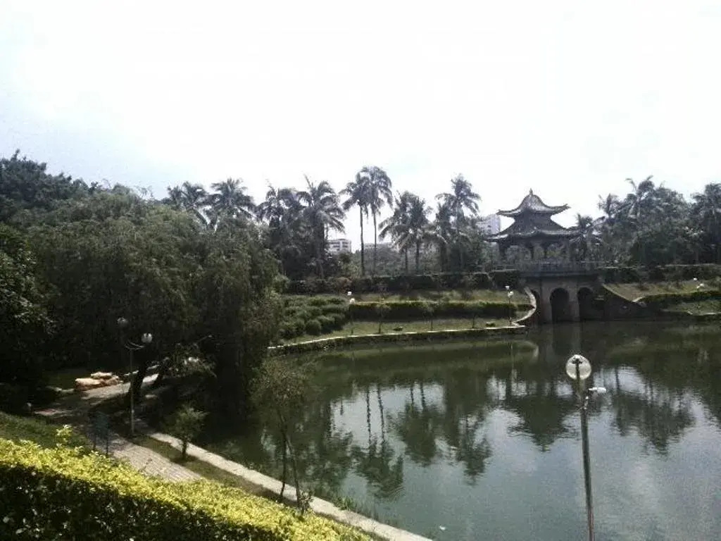 7 Days Inn Zhanjiang Chikan Walking Street Branch