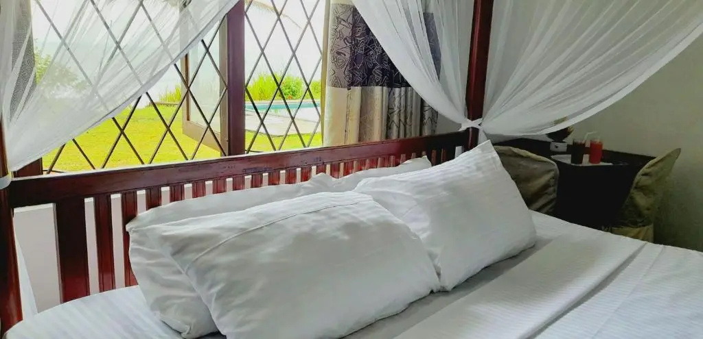 Isuru Holiday Inn