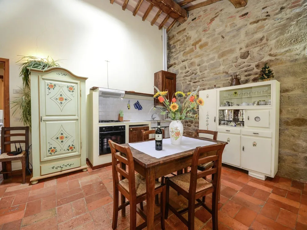 Modern Holiday Home in Monte Santa Maria Tiberina