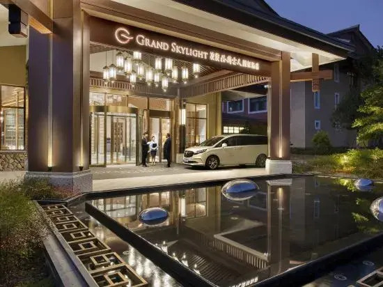 Grand Skylight International Hotel  Lingbo