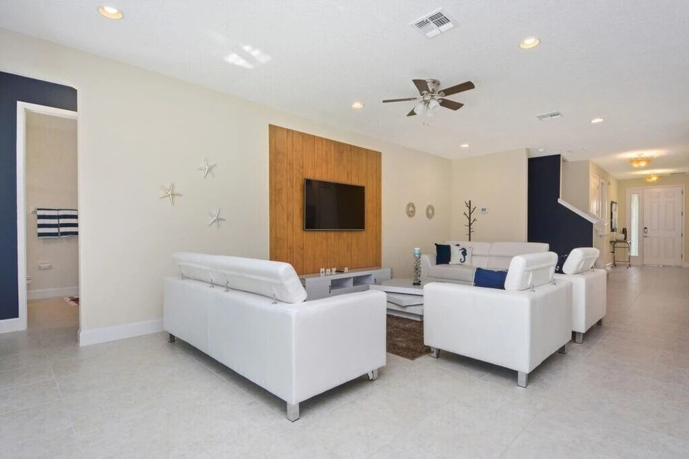 10 Bed New With Pool/spa With Lake View! 10 Bedroom Condo