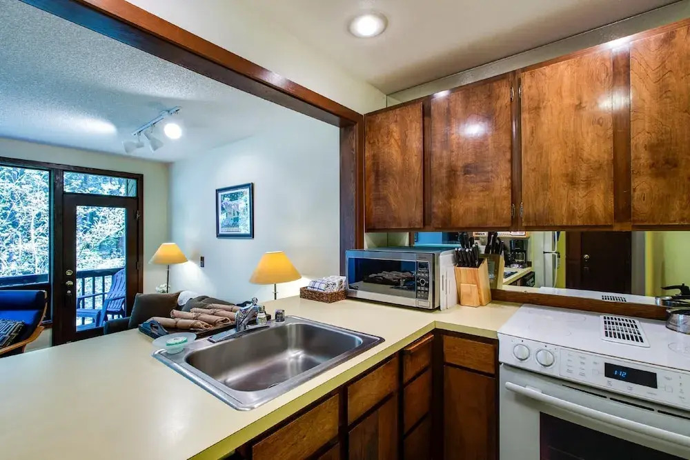 28SW - Fireplace - Dishwasher - Washer/Dryer - Sleeps 4