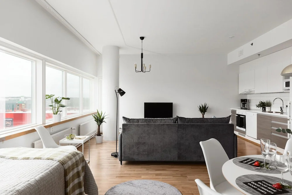 SleepWell Apartments Itäkeskus, direct metro to city center and bus to airport