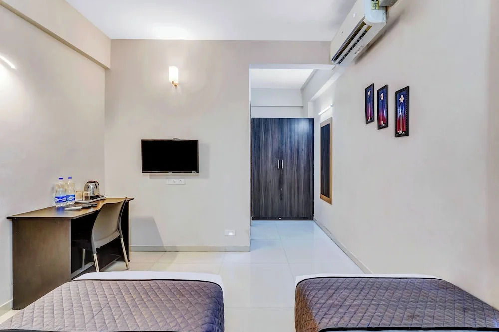 UPAR Hotels Nearby Bagmane Tech Park