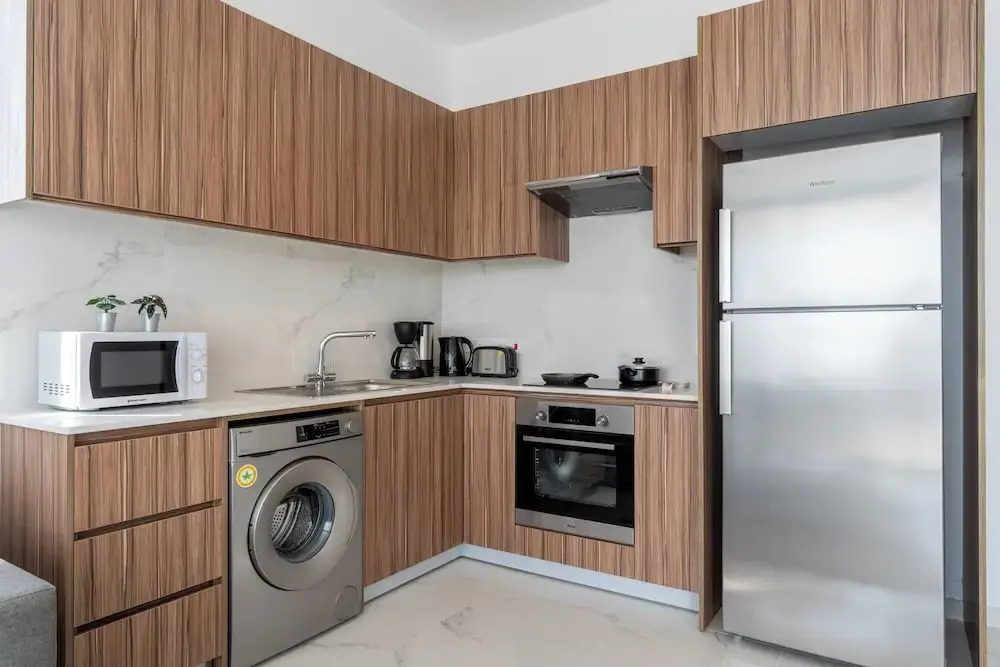 Taupe 2-BR Apt. & Balcony in Larnaca