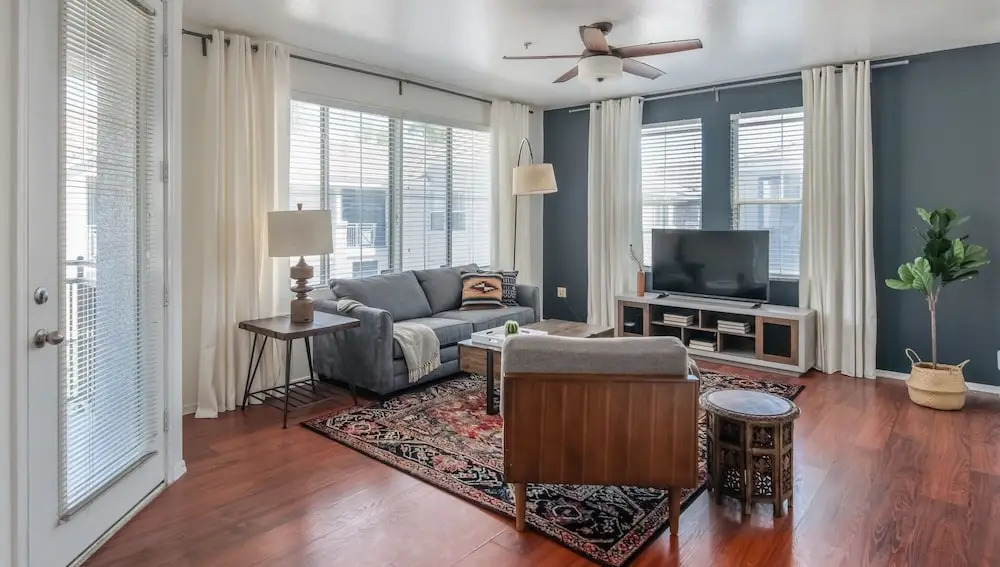Stylish Phoenix Apartment by WanderJaunt