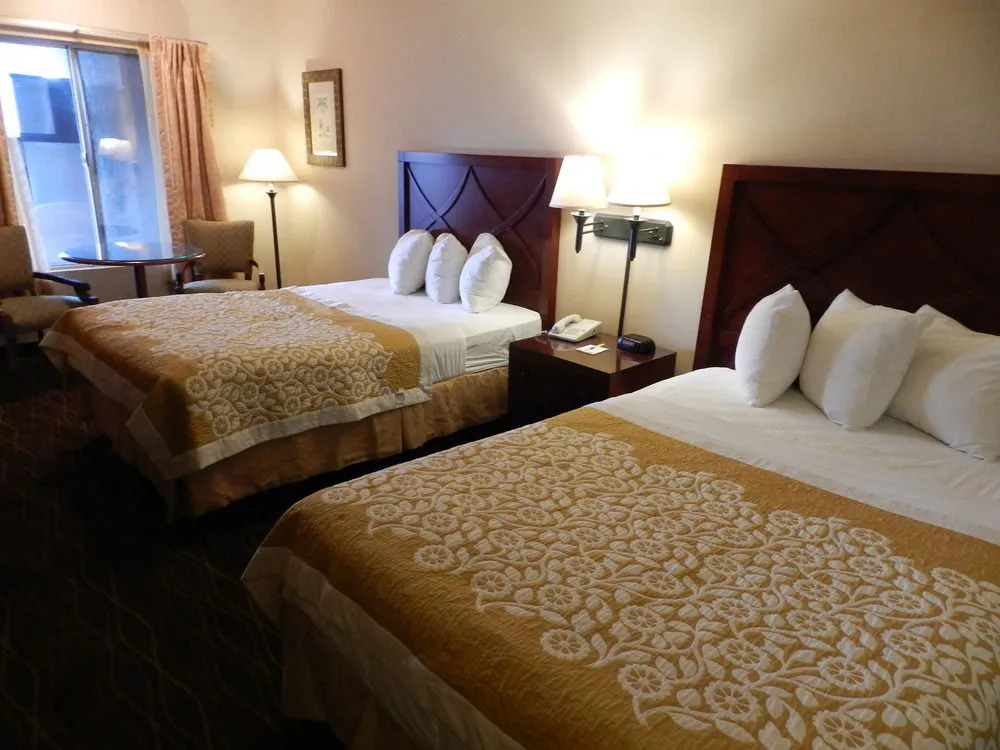 Days Inn San Diego Near Sea World