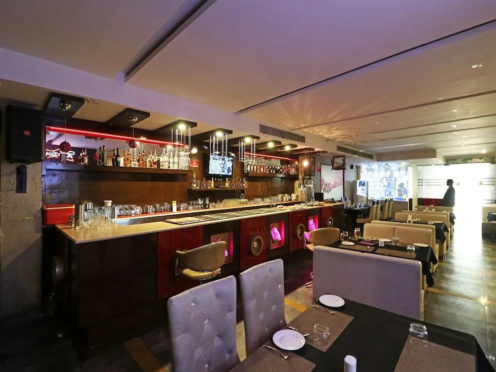 OYO 1574 Hotel Abhinandan