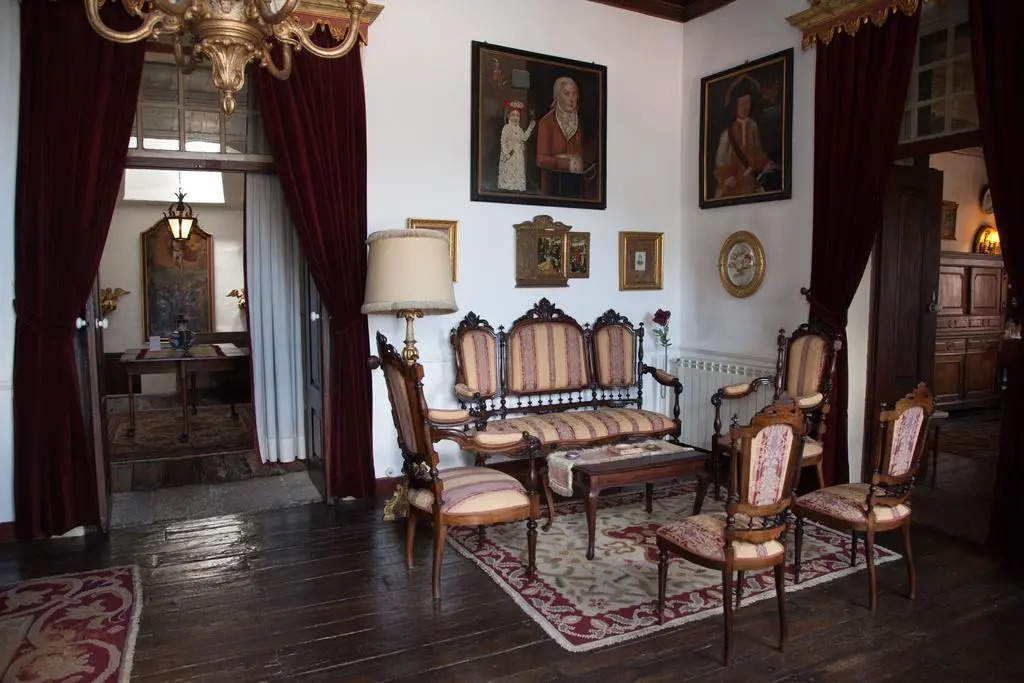 Casa Das Obras