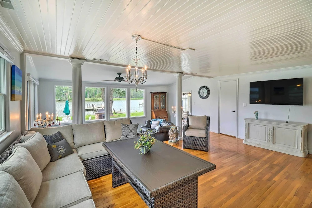 Grasonville Home w/ Private Pool on the Water