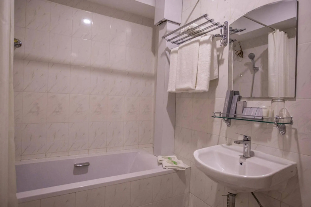 Mandalay Karaweik Mobile Hotel
