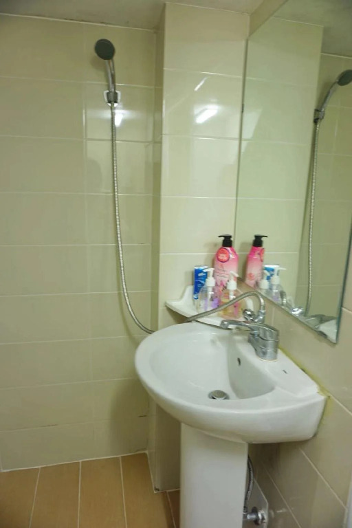 Tiara Guesthouse - Hostel