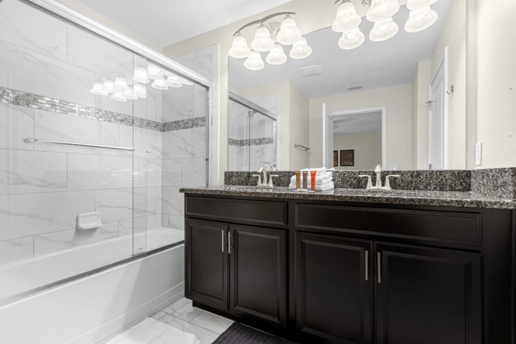 4 Bedrooms 3 Bathrooms Storey Lake 3135 Pp