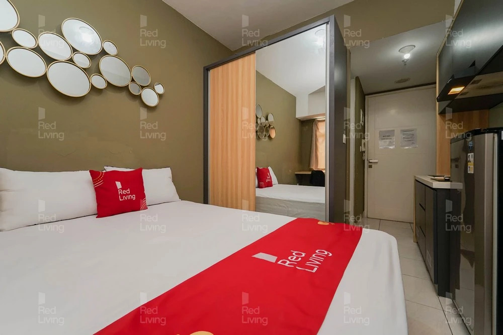RedLiving Apartemen Springlake Summarecon - Kamarku Tower Azolla