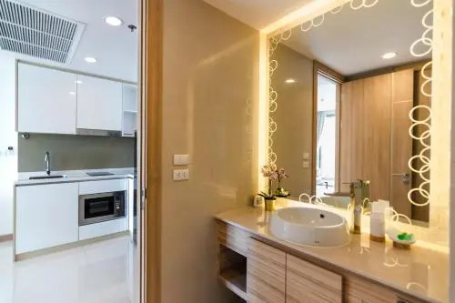 Riviera 1BR Sea View B1609