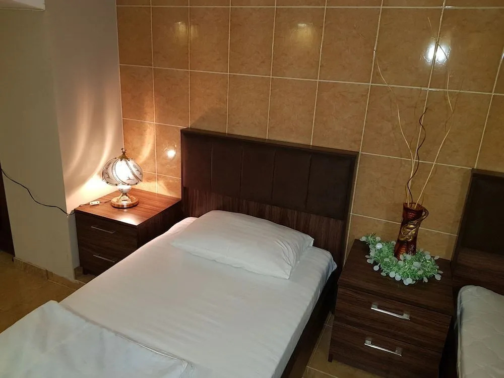 Prime Hotel & Hostel