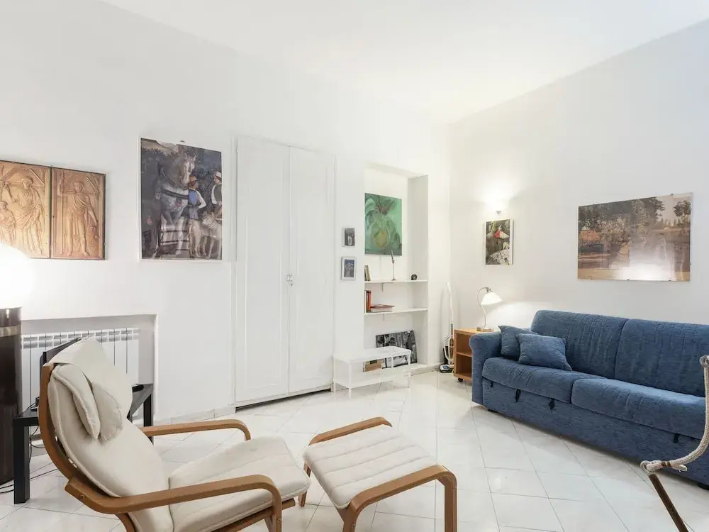 Comfy Holiday Home in Roma With Mezzanine
