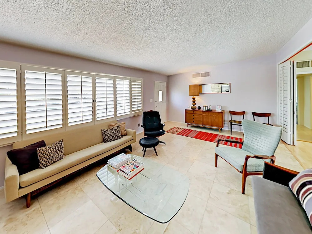 68571 J Street Home Mid-century 2 Bedrooms 2 Bathrooms Home