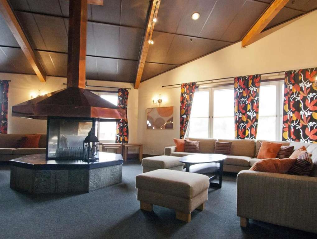 Stoten Ski Hotel