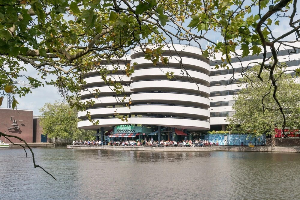 Central Hotspot Apartment