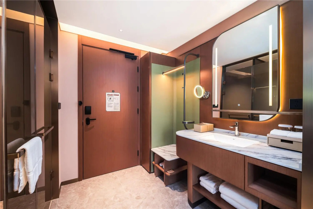 Hilton Garden Inn Xinyang East Railway Station