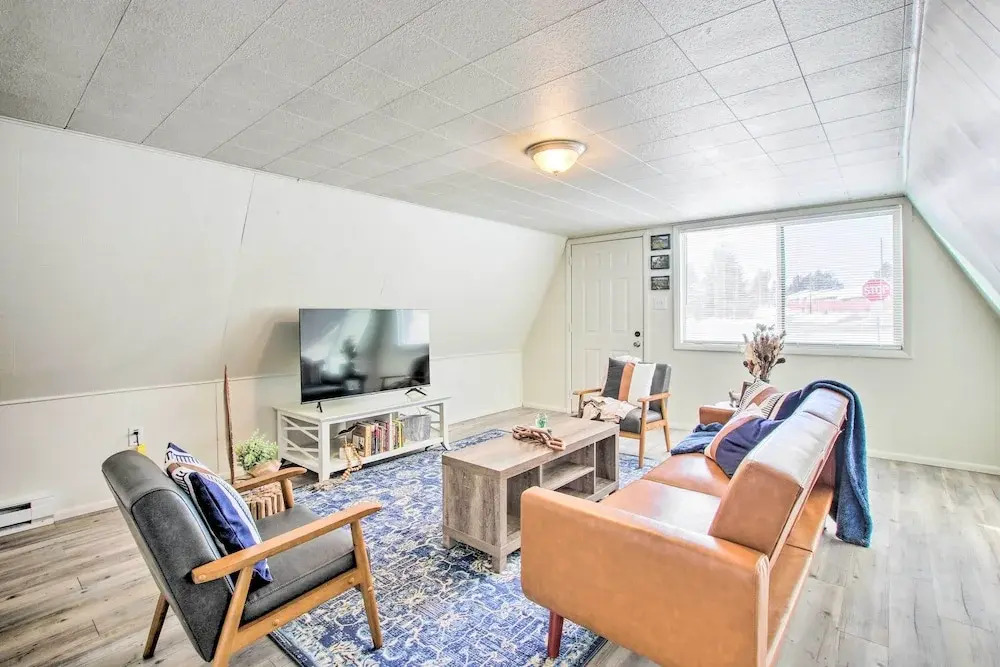 Charming Evanston A-Frame Dog Friendly!