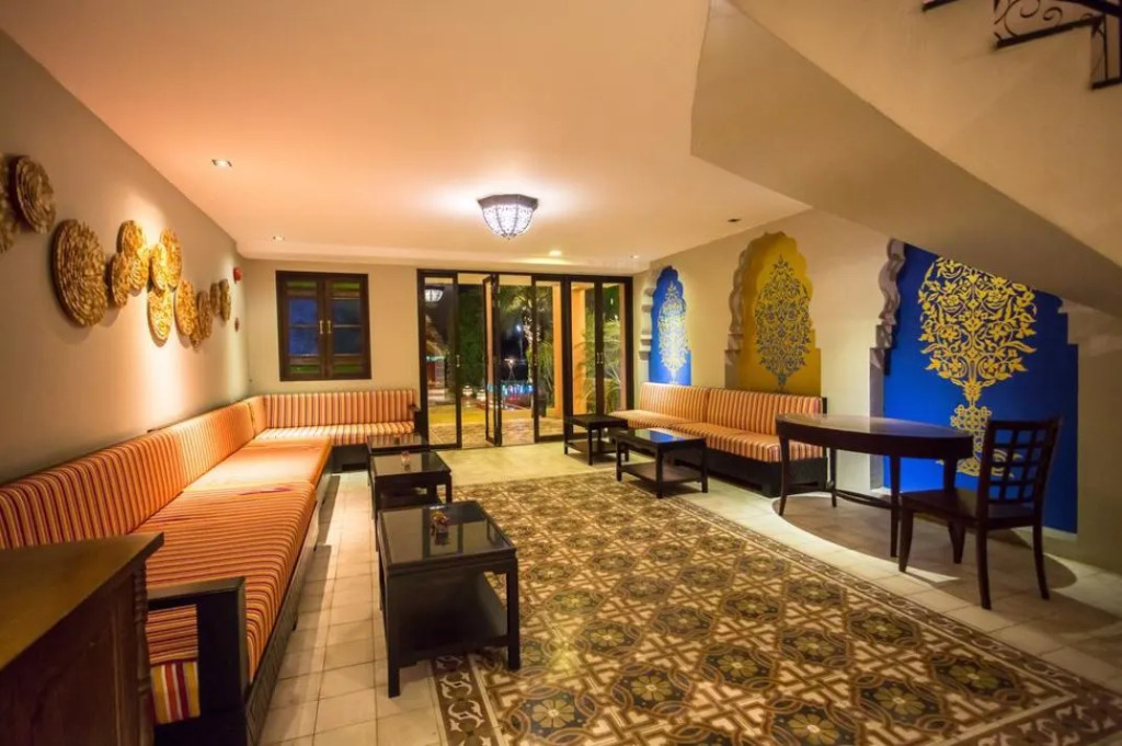 SHEIK ISTANA HOTEL CHIANGMAl