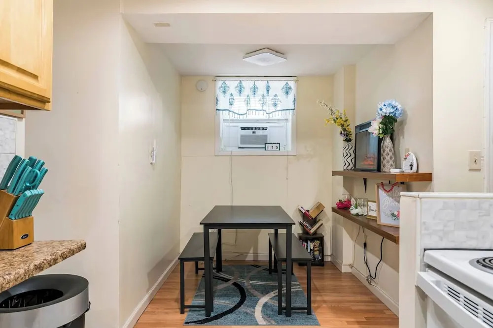 Lovely 2 Bedroom In Brooklyn Sleeps 5