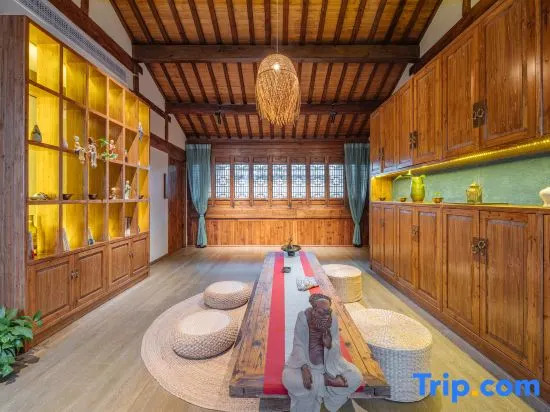Xidi Wulu · Huizhou-Style Courtyard Leisure Homestay