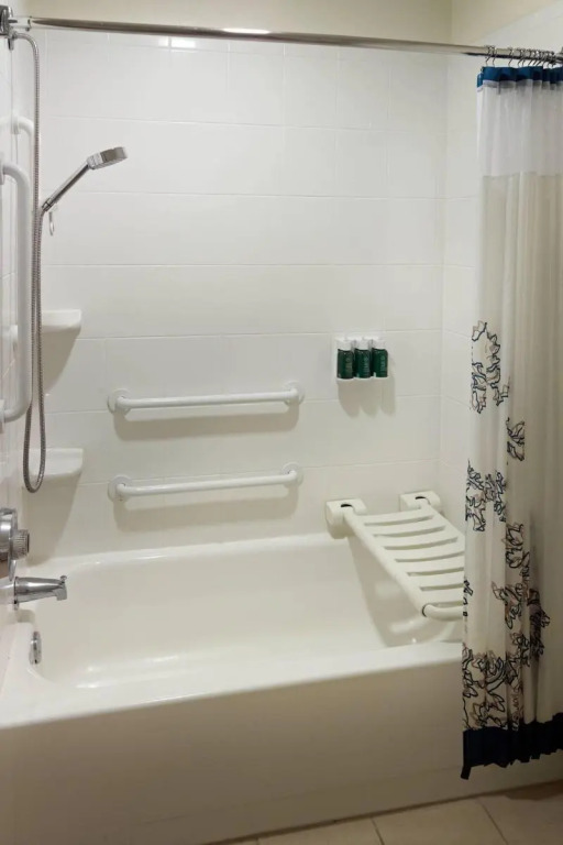 Embassy Suites By Hilton Atlanta Airport North