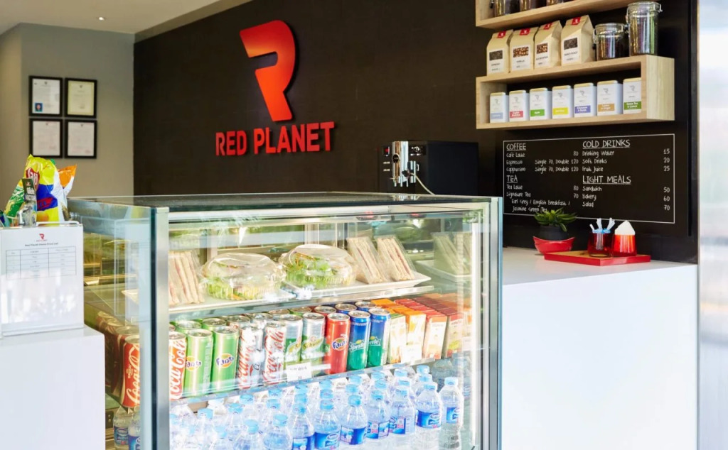 Easy Planet Bangkok Surawong