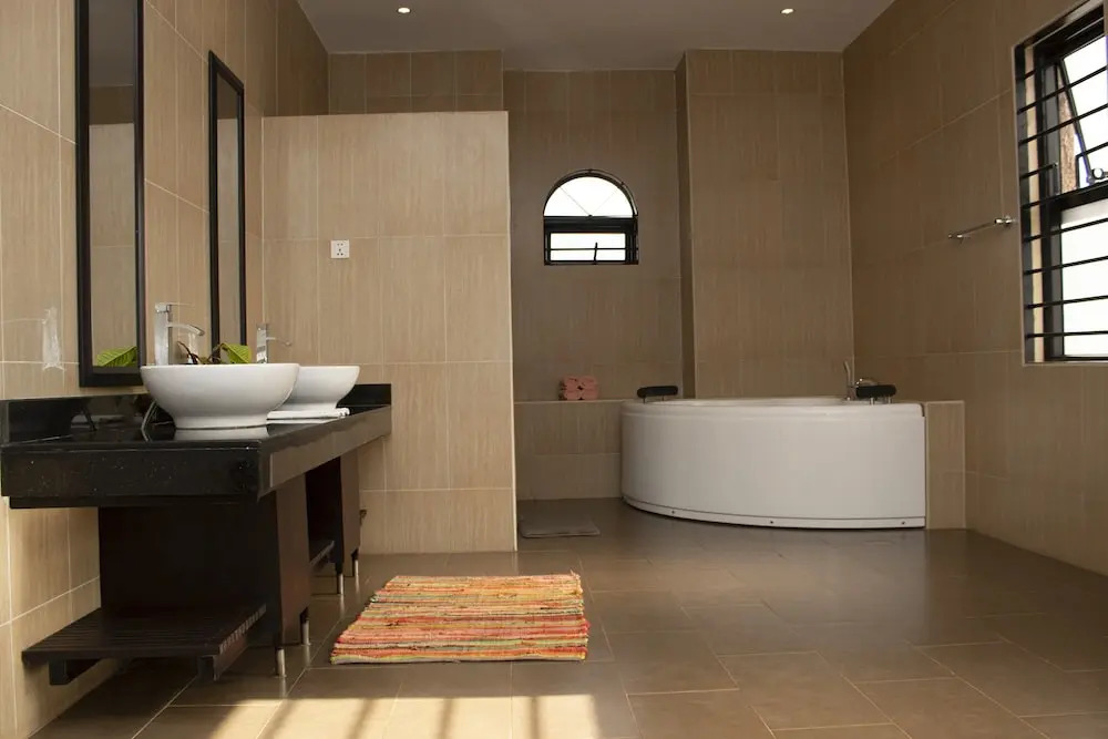 The Hive Guesthouse Entebbe